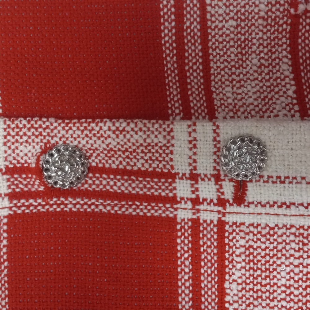 Vest - Picture 2 of 3
